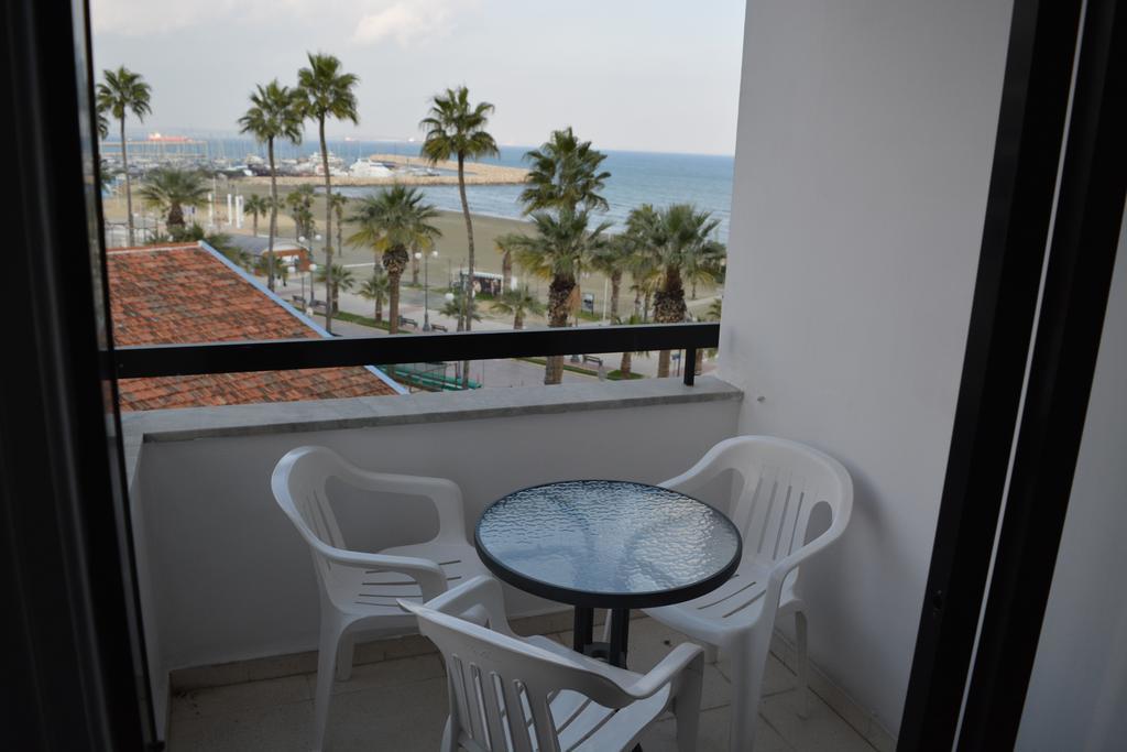 Appartement P L Sunorama Beach Garden 302 à Larnaca Extérieur photo